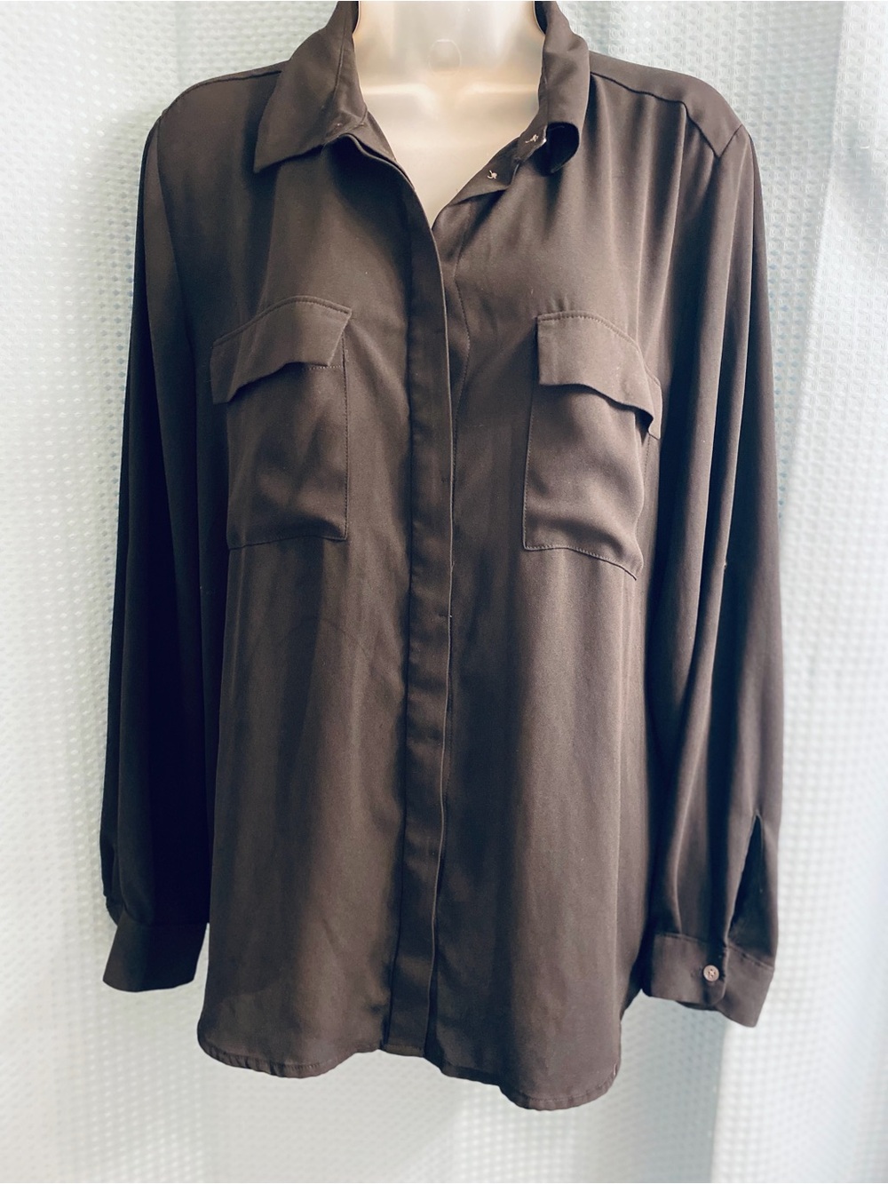LOFT Black Long Sleeve Button Front Women’s Utility Blouse Shirt Double Pocket L